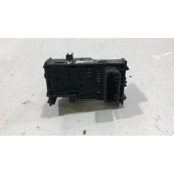 Botão Vidro Dianteiro Direito Hilux 2016 2017 2018 2019 2021