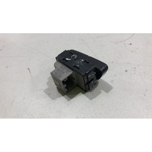 Botão Comando Vidro Traseiro Direita Vw Fox Gol Polo 03 A 05