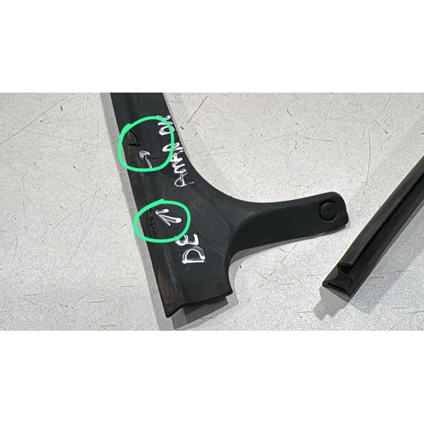 Borracha Fixa Porta Diant Esquerda Amarok Superior Compare.