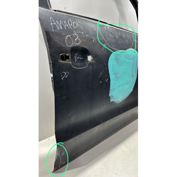 Porta Dianteira Direita Amarok 2010 A 2020 Detalhes .