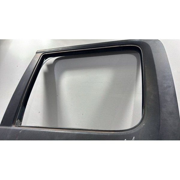 Porta Traseira Esquerda Volkswagen Amarok 2010 2020 Detalhe