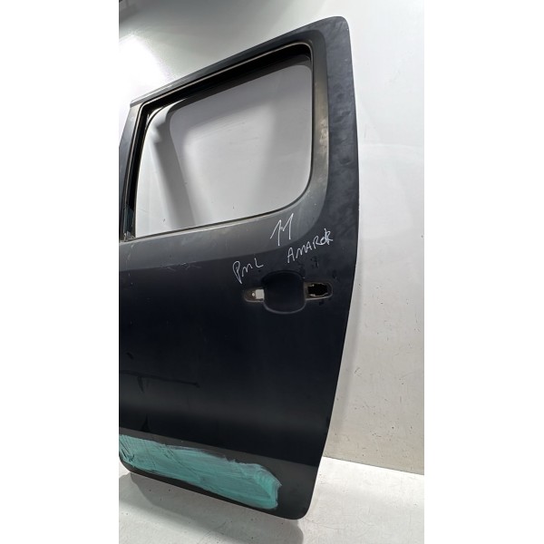 Porta Traseira Esquerda Volkswagen Amarok 2010 2020 Detalhe