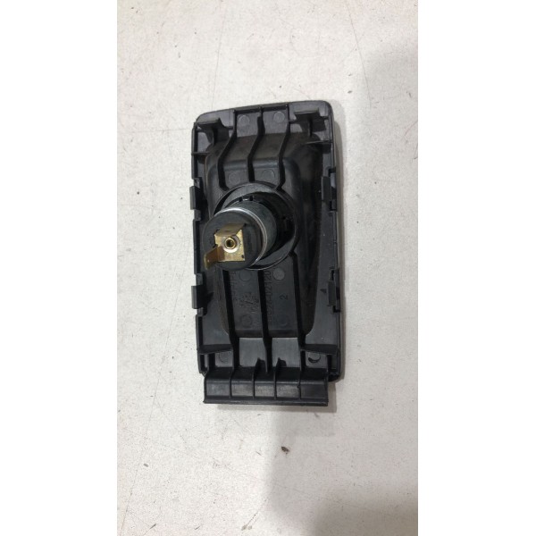 Moldura Console Tomada 12v Toyota Corolla 2015/2016 Original