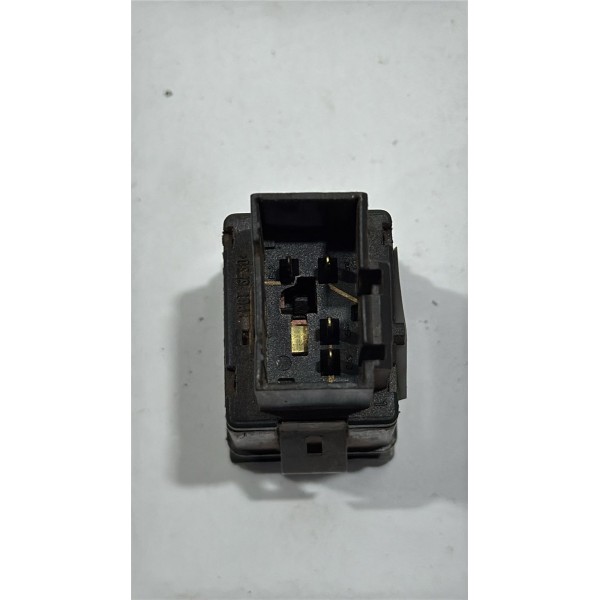 Botão Pisca Alerta Vw Polo 03 02 03 04 06 2014 6q0953235a