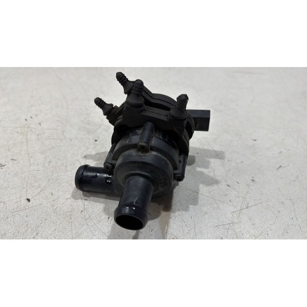 Bomba Agua Auxiliar Vw Amarok 2.0 2010 2016 Usado