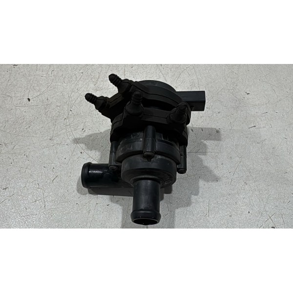 Bomba Agua Auxiliar Vw Amarok 2.0 2010 2016 Usado