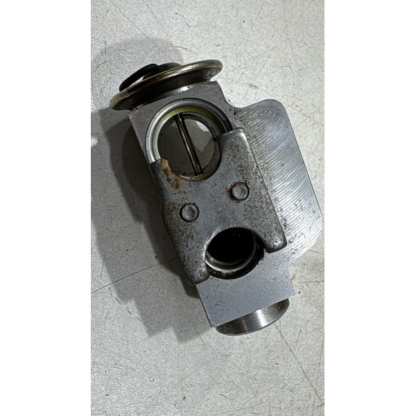 Válvula Expansão Ar 7l0820697d Vw Amarok 2011 A 2022