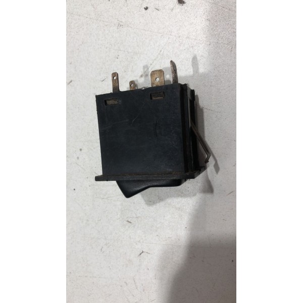 Botão Desembaçador Vidro Traseiro Saveiro 84 85 86 87 88 89