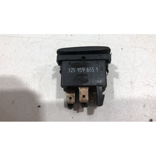 Botão Vidro Elétrico Vw Gol Parati Saveiro Quadrado 1988/96