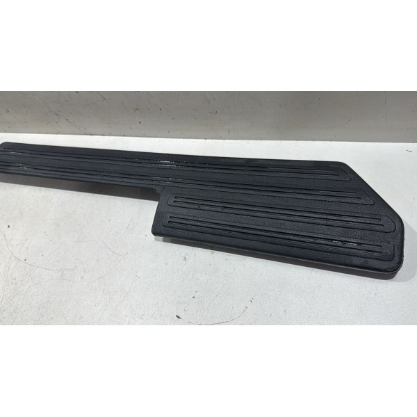 Soleira Porta Dianteira Esquerda Amarok 2010 A 2022