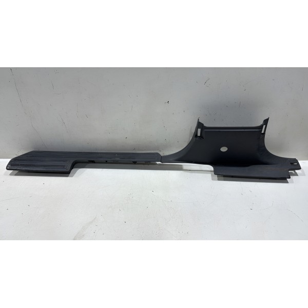 Soleira Porta Dianteira Direita Amarok 2.0 2013 2014 Usado