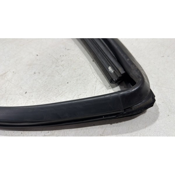 Borracha Canaleta Vidro Porta Dianteir Direita Frontier 8/16 Borracha Canaleta Vidro Porta Dianteir Direita Frontier 8/16