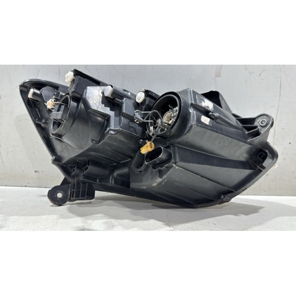Farol Esquerdo Fox 2015 A 2020 Detalhe
