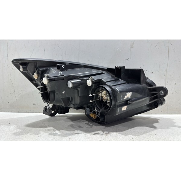 Farol Esquerdo Fox 2015 A 2020 Detalhe