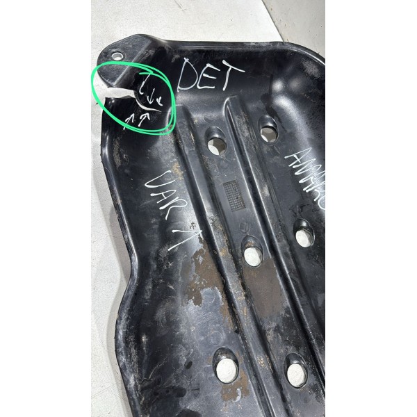 Suporte Protetor Tanque Combustível Amarok 2h0801989