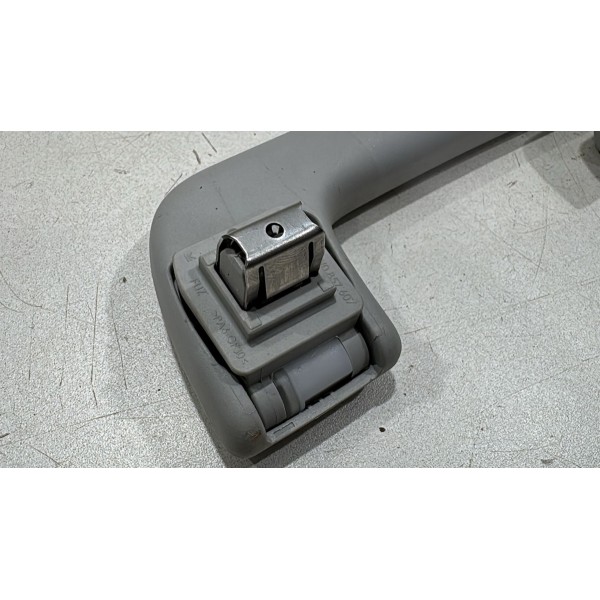 Alca Teto  Amarok Traseira Direita 2010/2023 8w0857608