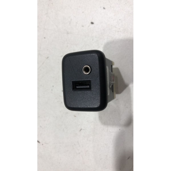 Entrada Usb Gm Tracker 1.4 2017 2018 2019 2020 13591084