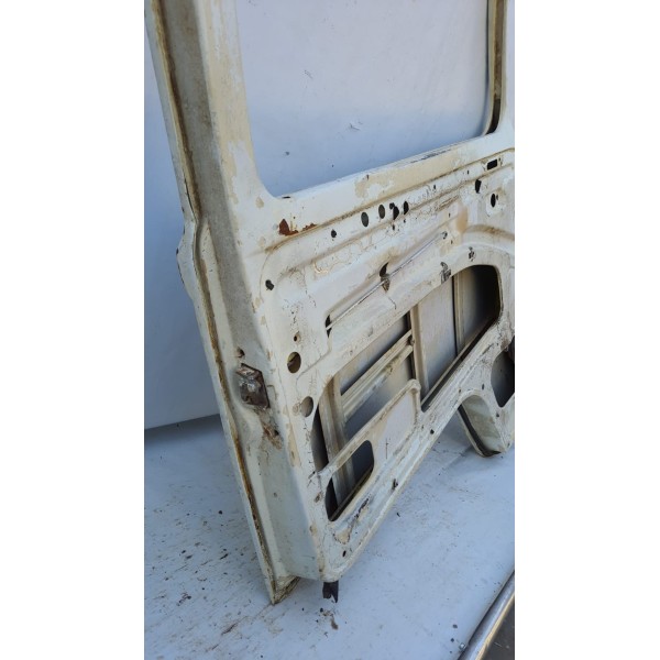 Porta Dianteira Esquerda Vw Kombi Clipper 76 A 93