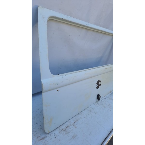 Tampa Traseira Superior Da Volkswagen Kombi De 1998 A 2004