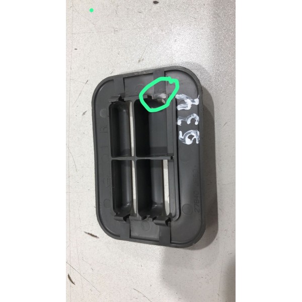 Difusor Direito Ar Cabine Assoalho Nissan Frontier 2008 Á 16