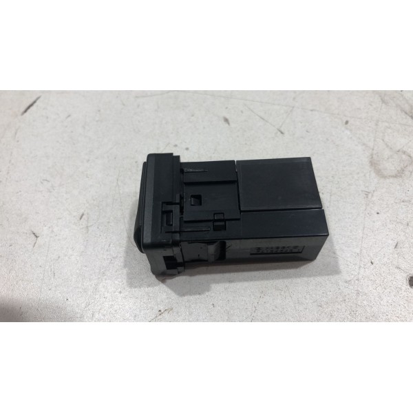 Entrada Usb Aux Painel Toyota Corolla 2015 16 17 18 2019