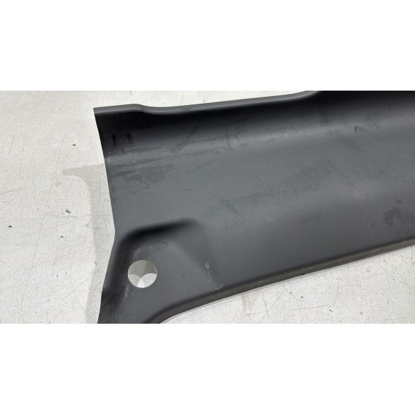 Acabamento Coluna Traseira Esquerda Nissan Frontier 08 A 11