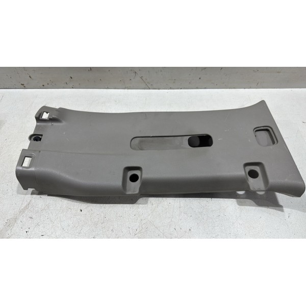 Acabamento Coluna Central Direita Frontier 2010 2012 2016 Acabamento Coluna Central Direita Frontier 2010 2012 2016