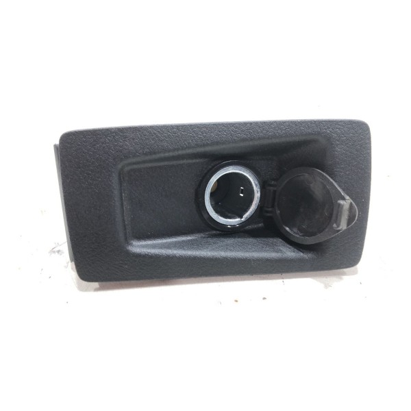 Moldura Tomada 12v Painel Toyota Corolla 2015 Á 2019 Origina