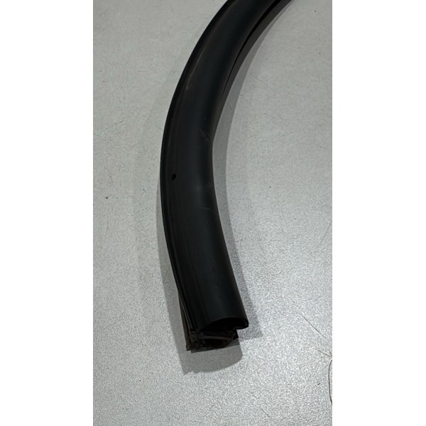 Borracha Acabamento Lateral Traseira Esquerda Jeep Renegade