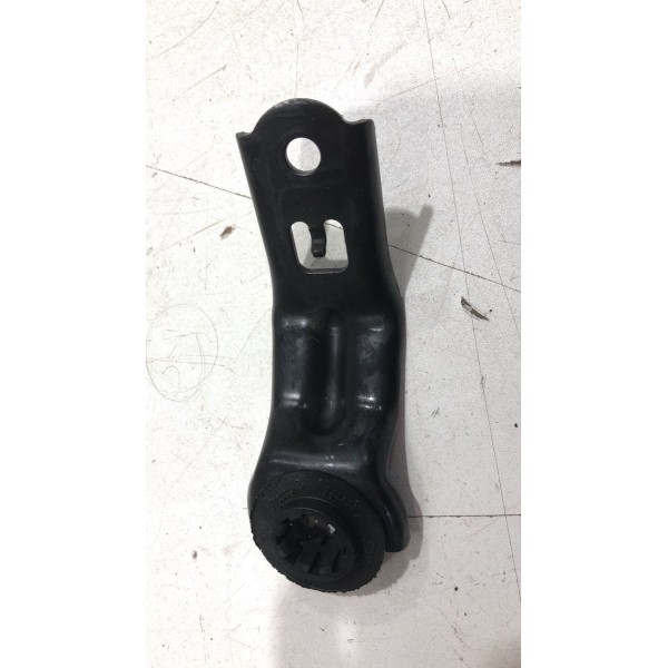Suporte Esquerdo Radiador Toyota Corolla 1.8 2015 2018