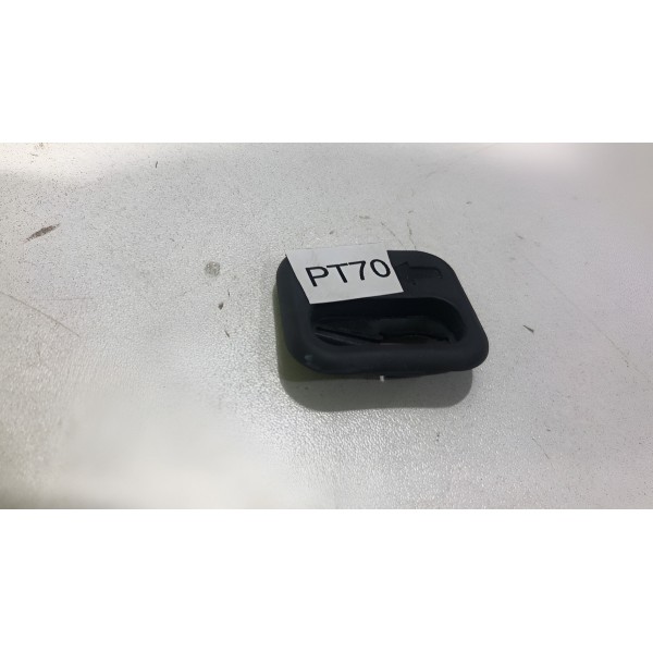 Acabamento Trava Infantil Porta Traseira Direita Hrv 16 / 21