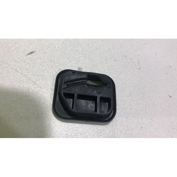 Acabamento Trava Infantil Porta Traseira Direita Hrv 16 / 21