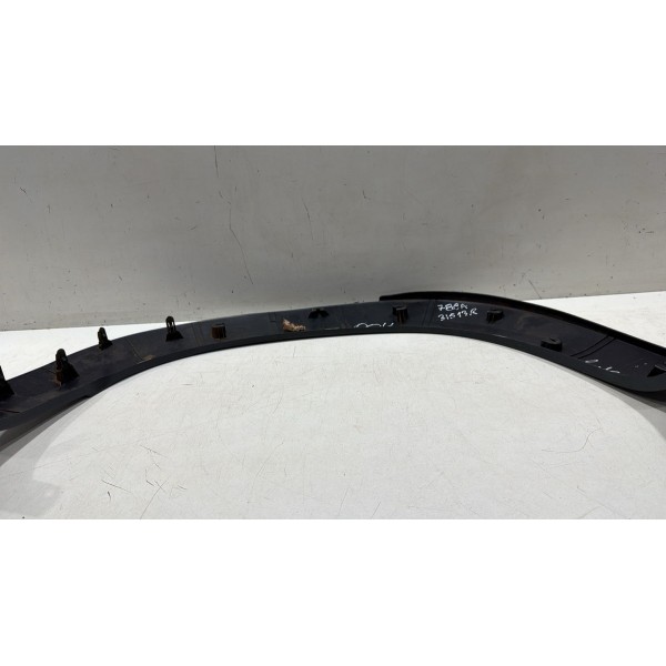 Moldura Paralama Traseiro Esquerdo Renault Kwid