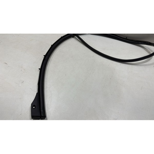Borracha Vedaçao Porta Dianteira Esquerda Peugeot 3008 2011