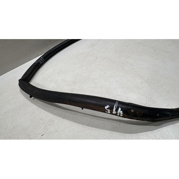 Borracha Vedaçao Porta Dianteira Esquerda Peugeot 3008 2011