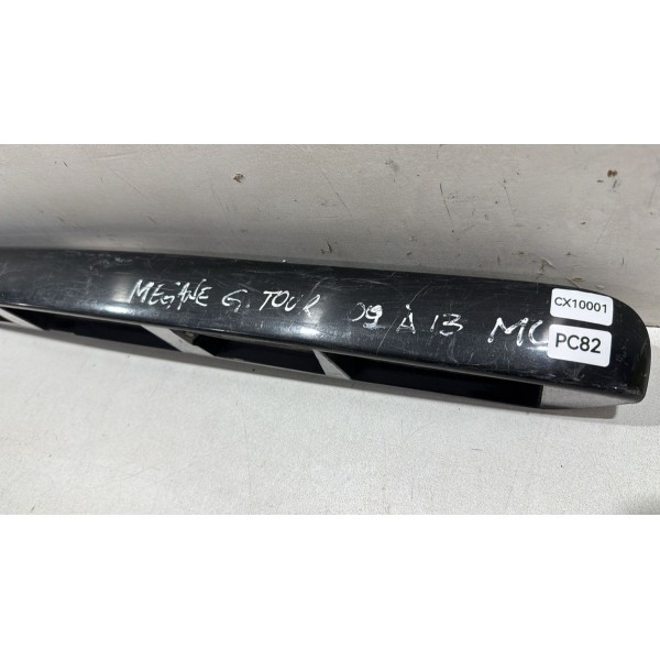 Moldura Luz Placa Renault Megane Grandtur 2007 2013 Original