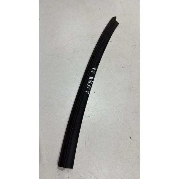 Borracha Inferior Porta Traseira Fit 2015/2019