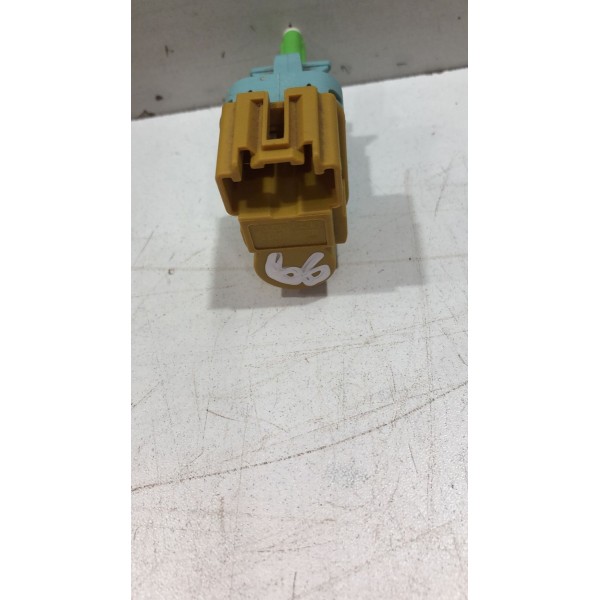 Interruptor Pedal Freio Fiat Toro 2019 2020 2021 52092117