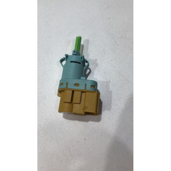 Interruptor Pedal Freio Fiat Toro 2019 2020 2021 52092117