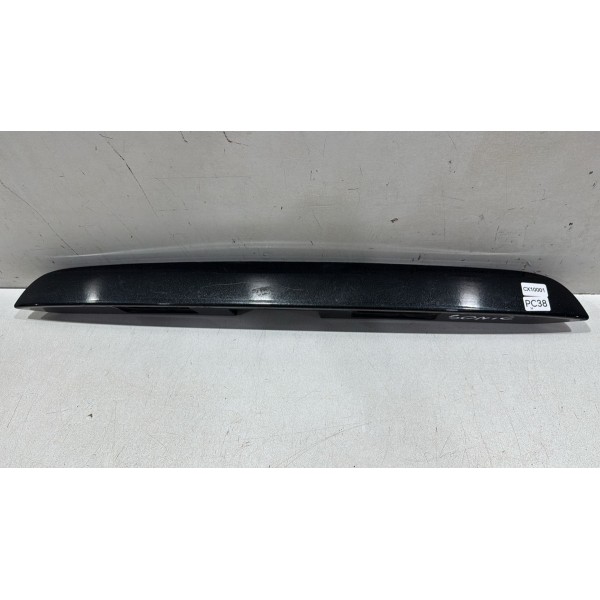 Friso Aplique Porta Malas Gm Sonic  Hatch 95051356