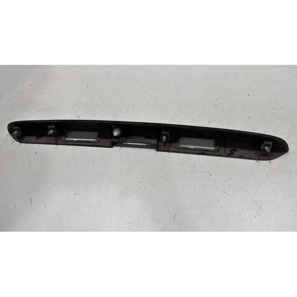 Friso Aplique Porta Malas Gm Sonic  Hatch 95051356