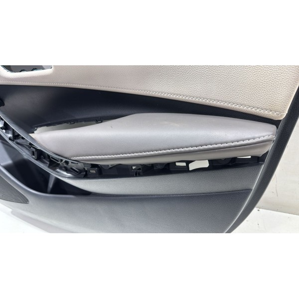 Forro Porta  Dianteiro Direito Corolla 2023 2024 Hibrido