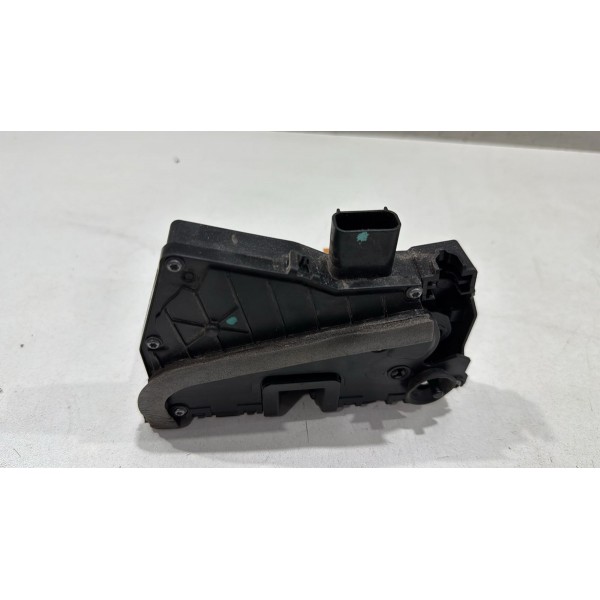 Fechadura Porta Traseira Esquerda Gm Spin 2016 2018 2020