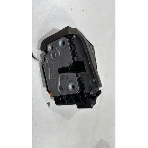 Fechadura Porta Traseira Esquerda Gm Spin 2016 2018 2020