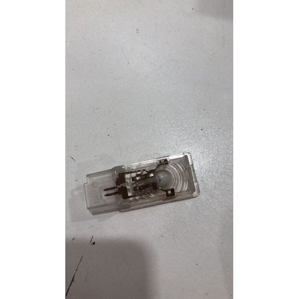 Luz Cortesia Porta Malas Gm Sonic 2011 Á 2014 13503059