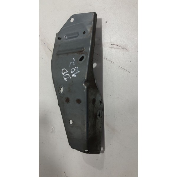 Suporte Parachoque Dianteiro Direito Outlander 2014/2015