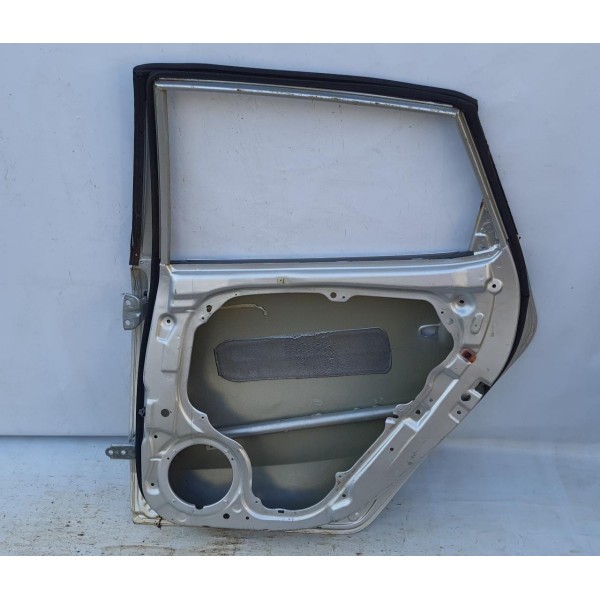 Porta Traseira Direita Hyundai I30 2009 2010 2011 Detalhe
