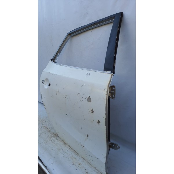 Porta Traseira Direita Hyundai I30 2009 2010 2011 Detalhe