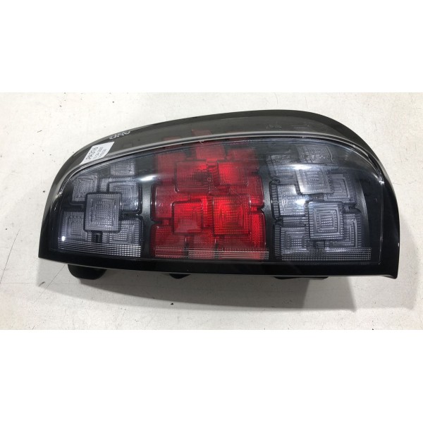 Lanterna Direita Fumê Fiat Uno 2016 17 18 19 2020 Original