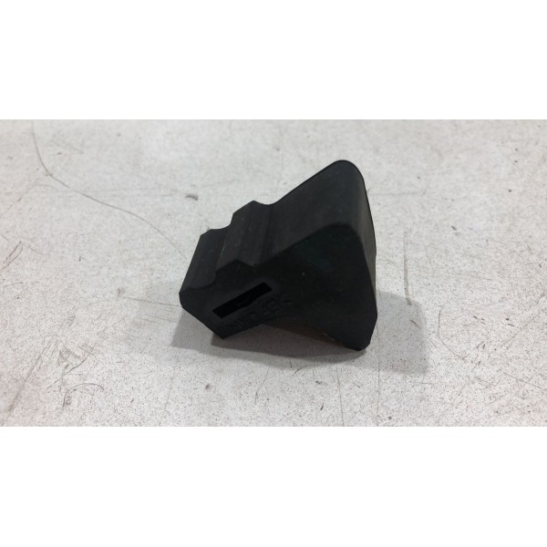 Batente Superior Paralama Capo Nissan Frontier 2008 Á 2016 Batente Superior Paralama Capo Nissan Frontier 2008 Á 2016